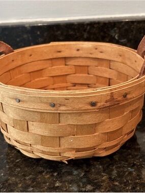 Longaberger 1995 6.5" Round Darning Gathering Basket Leather Handles